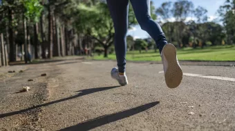 running, woman, race-4782722.jpg